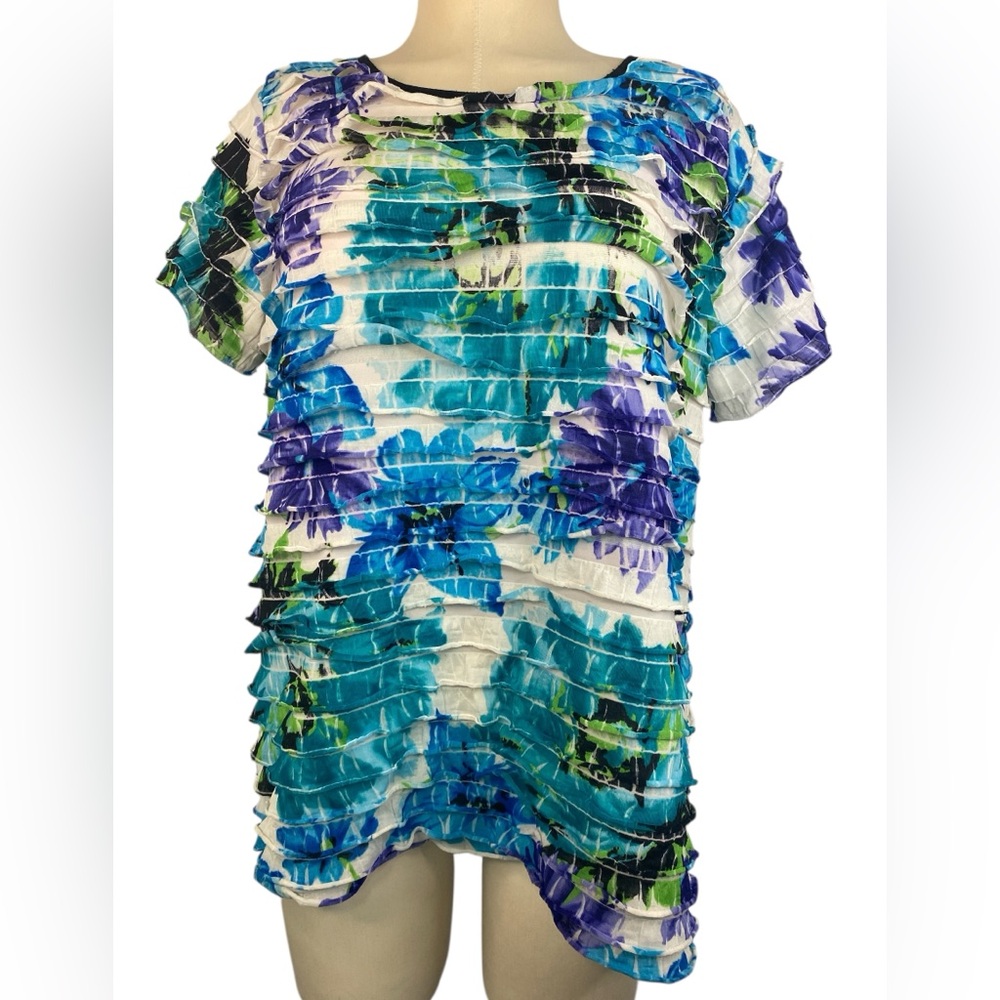 Notations Woman Floral Blue and Green Ruffled Top Women’s Size 1X